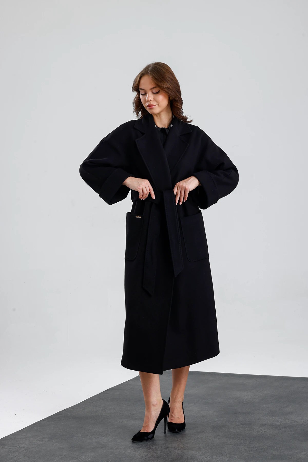 THE MAX Furless