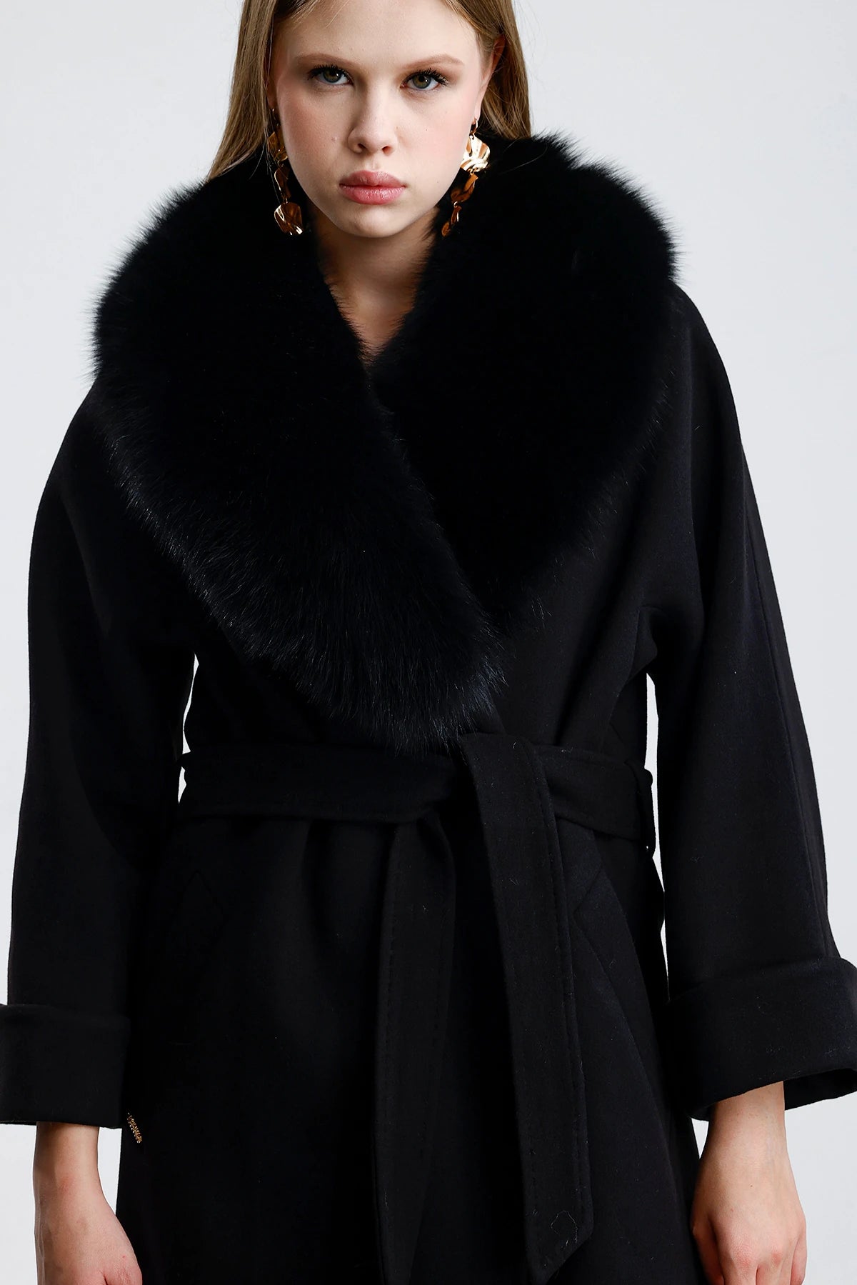 THE SAGE Fur Shawl
