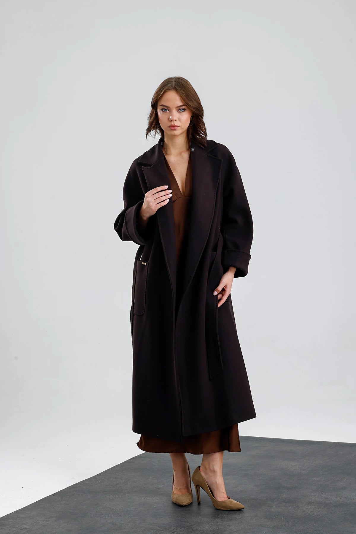 THE MAX Furless