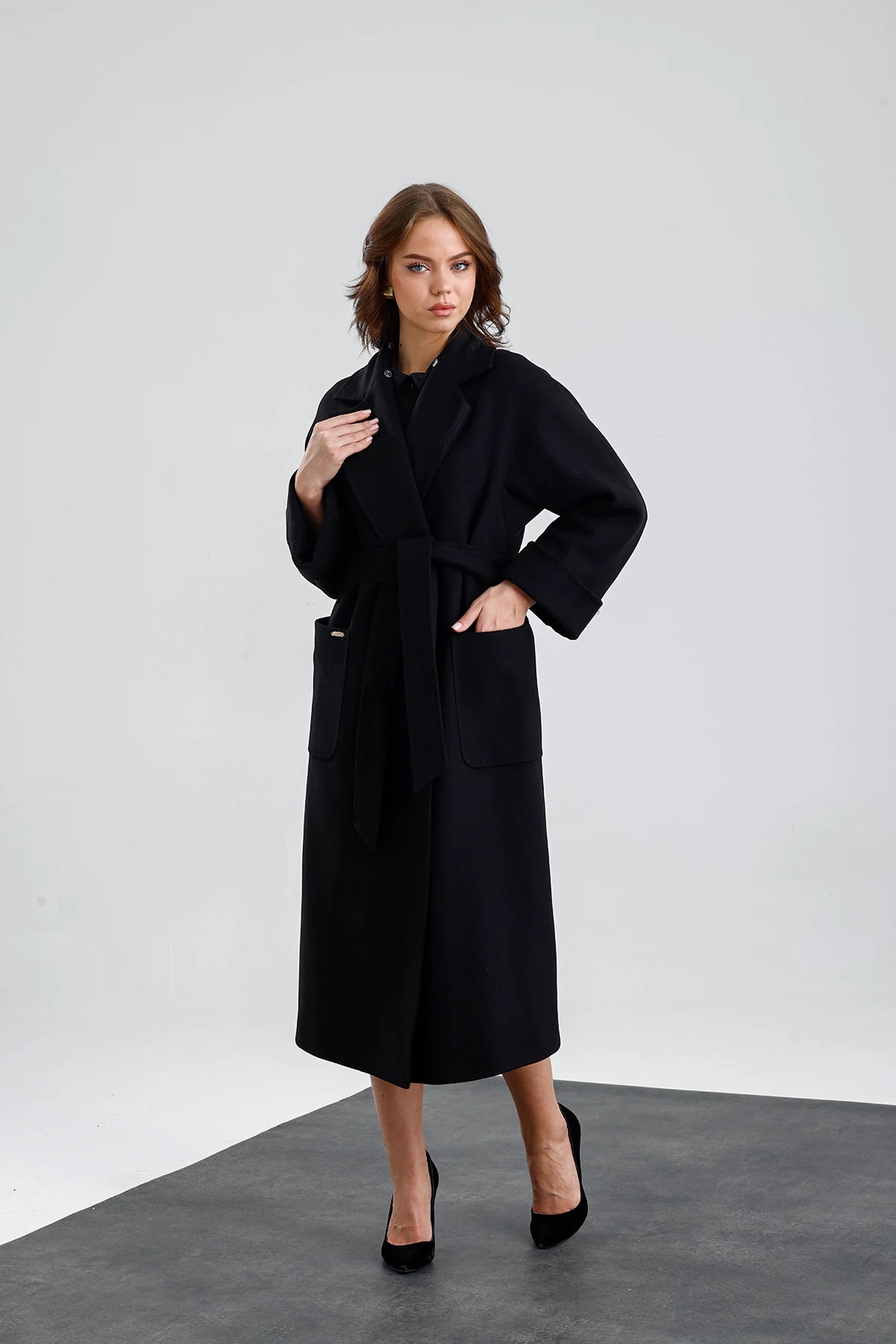 THE MAX Furless