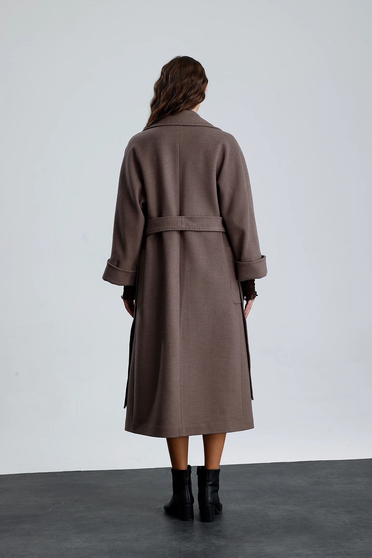 THE MAX Furless