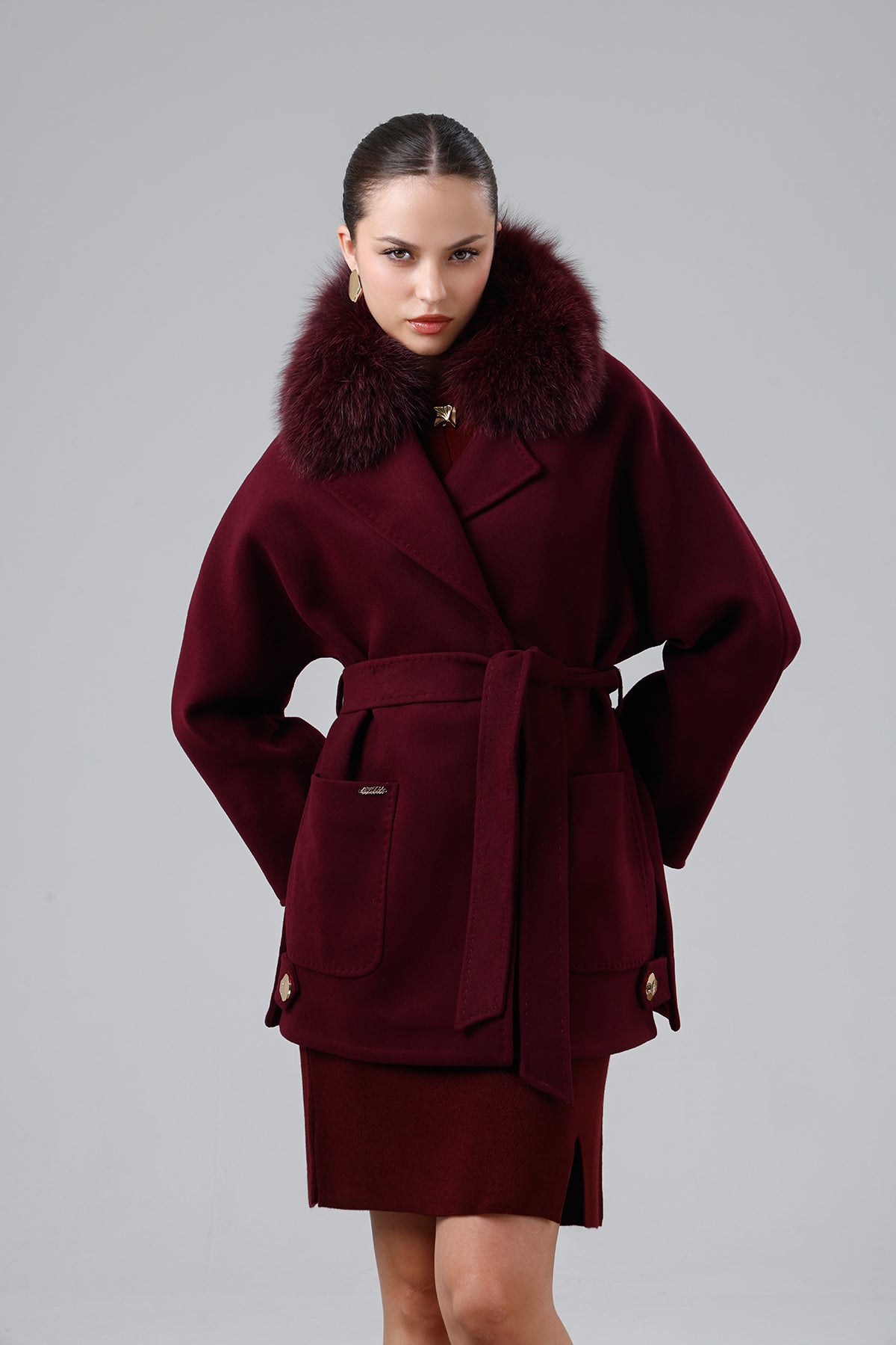 MUSÉ Bordo Bebe Yaka Kürklü #Kürk Tercihi_Bebe Yaka Kürklü