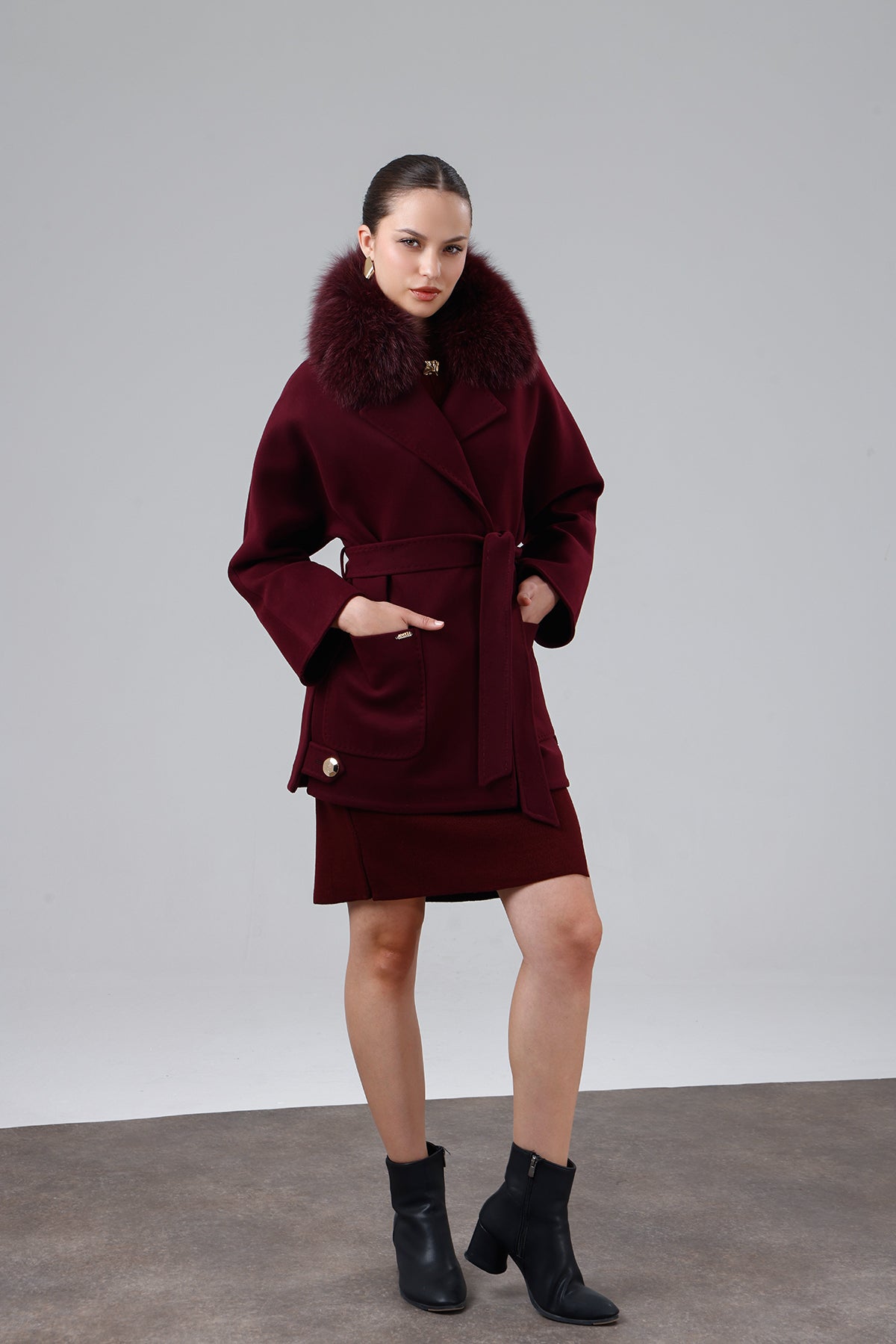MUSÉ Bordo Bebe Yaka Kürklü #Kürk Tercihi_Bebe Yaka Kürklü
