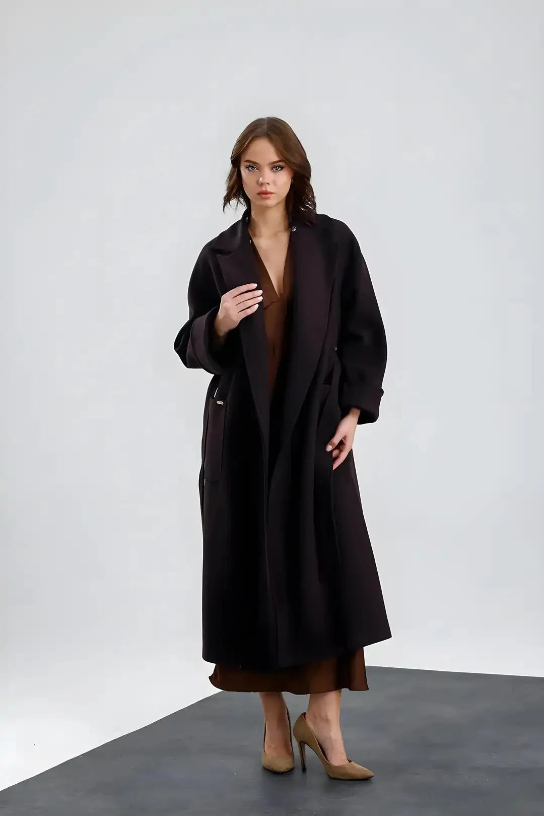 THE MAX Furless